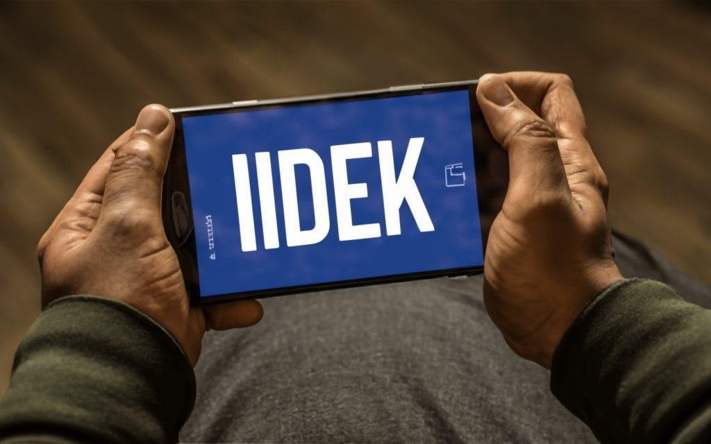 What Does IDEK Mean In Texting?