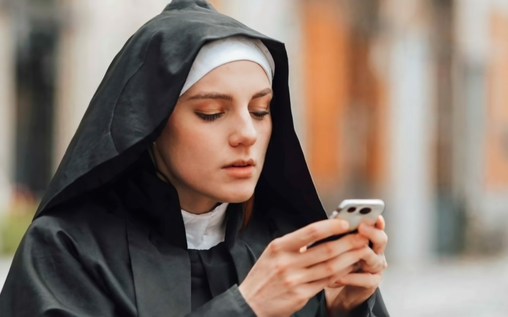 What Does NUN Mean In Texting?